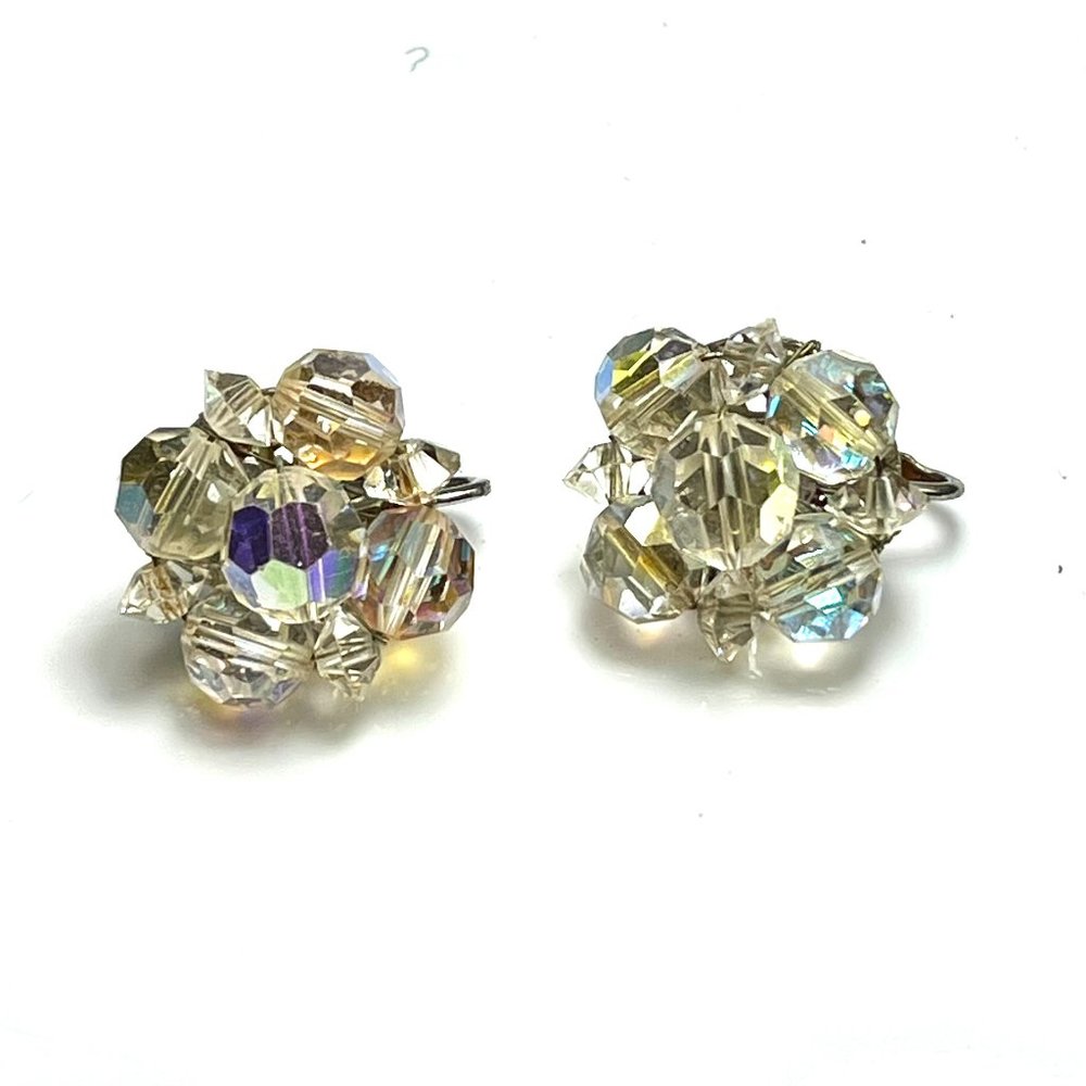 Cora vintage flower crystal rhinestone clip on earrings.